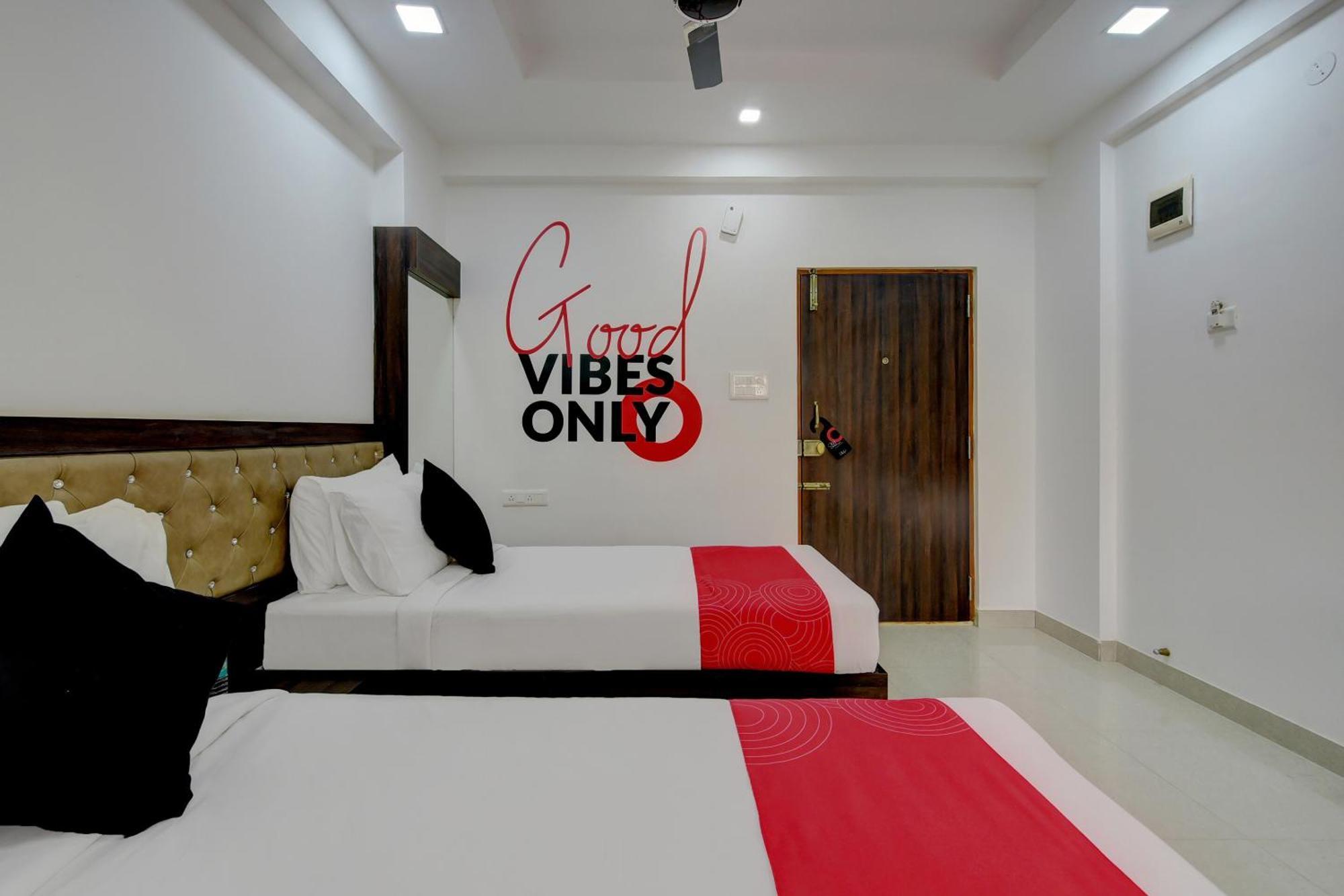 Super Grand Collection O Near Sarjapur Road Near 7D Voyage Ξενοδοχείο Μπανγκαλόρ Εξωτερικό φωτογραφία
