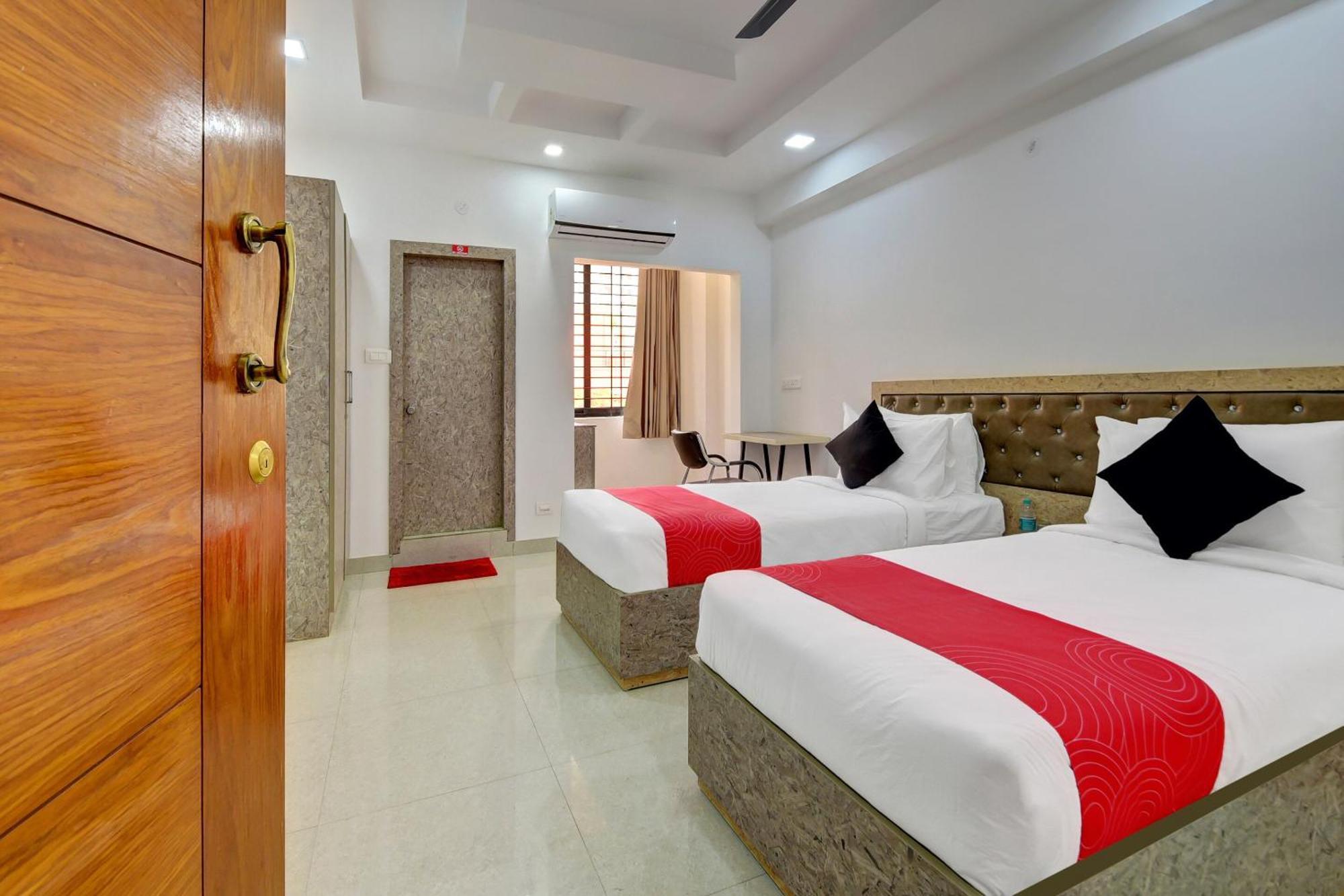 Super Grand Collection O Near Sarjapur Road Near 7D Voyage Ξενοδοχείο Μπανγκαλόρ Εξωτερικό φωτογραφία